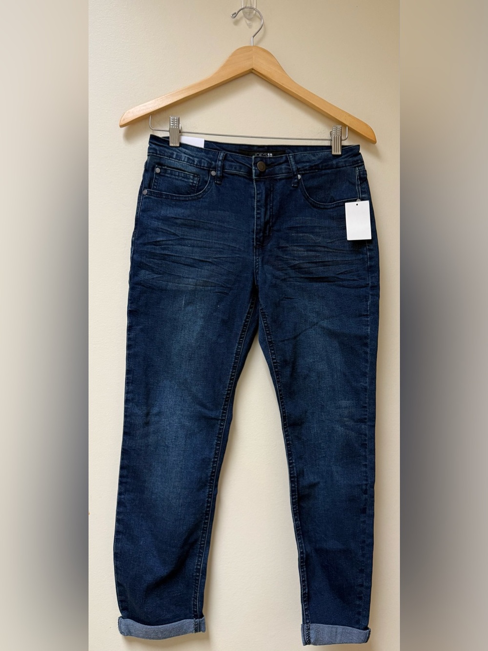 NWT💙 Joe's Jeans "The Soder" Easy Tapered Crop denim jeans in a dark wash💙